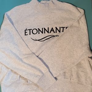Sweatshirt